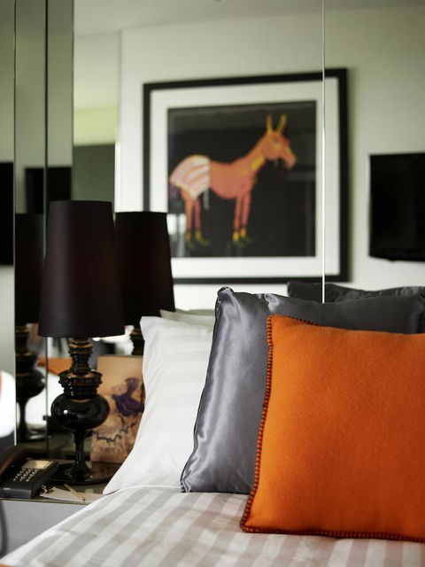 The Cullen Melbourne - Art Series - Palm Beach Accommodation 8