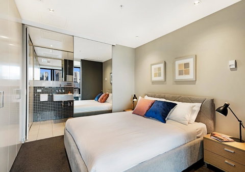 Corporate Keys - Freshwater Place - Palm Beach Accommodation 7