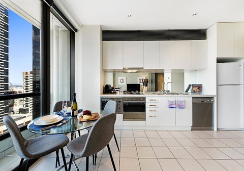 Corporate Keys - Freshwater Place - Palm Beach Accommodation 13