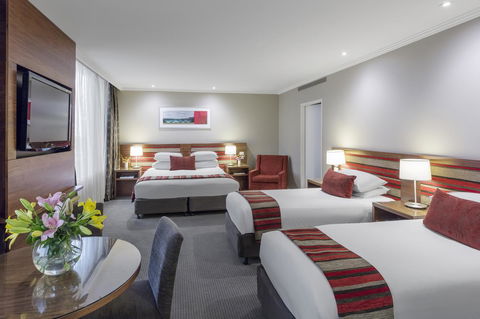 View Melbourne - Palm Beach Accommodation 4
