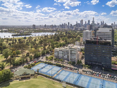 View Melbourne - Palm Beach Accommodation 27