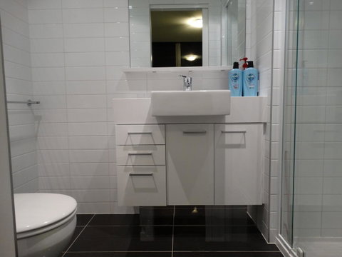 Cloud9 Luxury Apartments - Palm Beach Accommodation 10