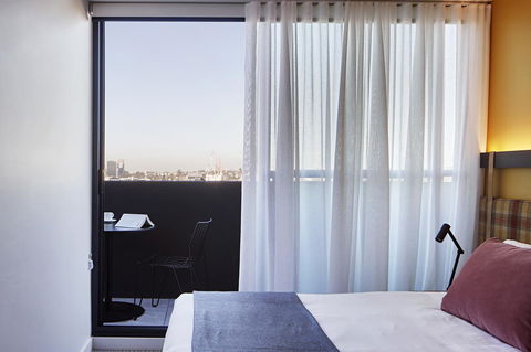 Lanbruk Richmond Hill - Palm Beach Accommodation 9