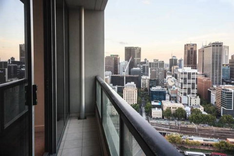 Mono Apartments On Freshwater Place - Palm Beach Accommodation 30