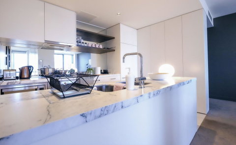 Mono Apartments On Freshwater Place - Palm Beach Accommodation 15