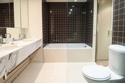 Mono Apartments On Freshwater Place - Palm Beach Accommodation 26