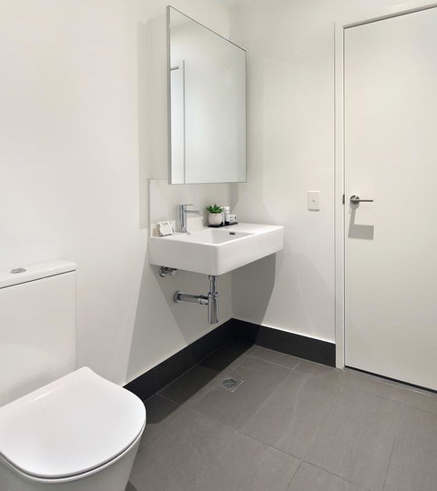 Experience Bella Hotel Apartments - Palm Beach Accommodation 37