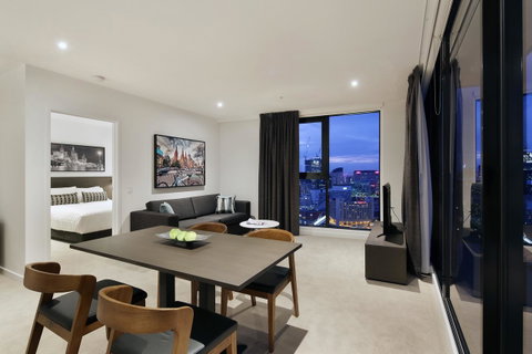 Experience Bella Hotel Apartments - Palm Beach Accommodation 21