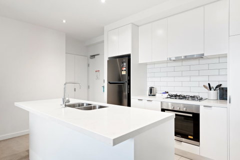 Experience Bella Hotel Apartments - Palm Beach Accommodation 8