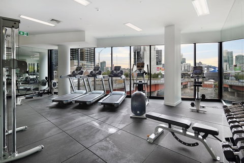 Experience Bella Hotel Apartments - Palm Beach Accommodation 28