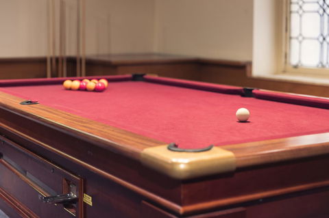 The Victoria Hotel - Palm Beach Accommodation 29