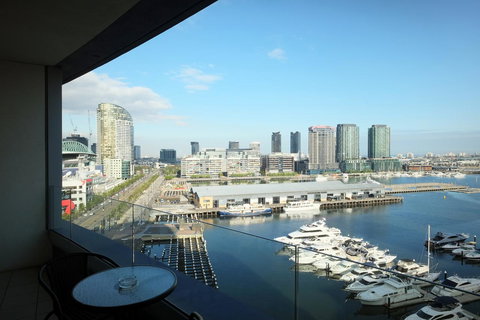 ACD Apartments - Palm Beach Accommodation 32