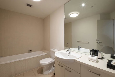 ACD Apartments - Palm Beach Accommodation 40
