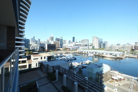 ACD Apartments - Palm Beach Accommodation 3