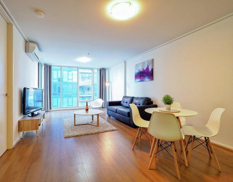 Premier Stays Melbourne - Palm Beach Accommodation 5