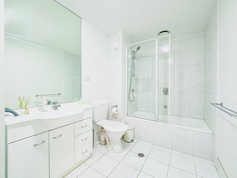 Premier Stays Melbourne - Palm Beach Accommodation 9