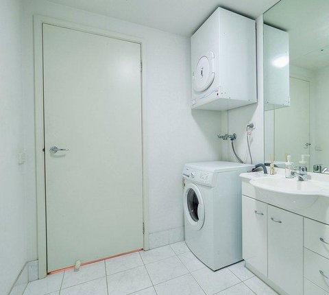 Premier Stays Melbourne - Palm Beach Accommodation 10