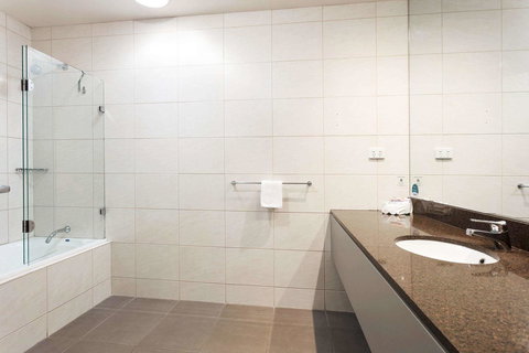 Quality Hotel Bayside Geelong - Palm Beach Accommodation 11