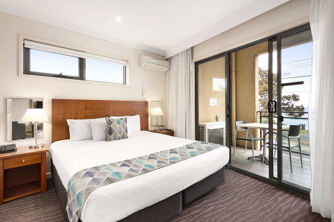 Quality Hotel Bayside Geelong - Palm Beach Accommodation 3