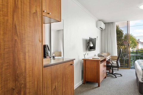 Quality Hotel Bayside Geelong - Palm Beach Accommodation 8
