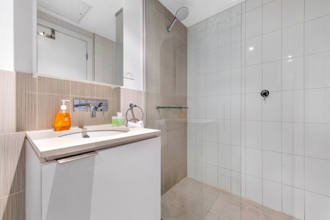 Premier Stays Melbourne - Palm Beach Accommodation 11