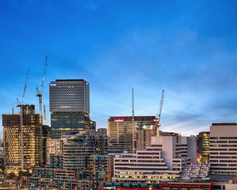 Premier Stays Melbourne - Palm Beach Accommodation 9