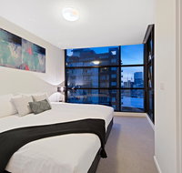 Premier Stays Melbourne - Palm Beach Accommodation