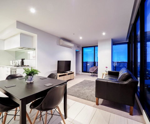 Premier Stays Melbourne - Palm Beach Accommodation 5