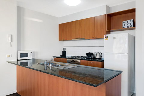 Premier Stays Melbourne - Palm Beach Accommodation 6