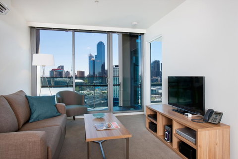 28 Nights Apartments - Palm Beach Accommodation 0