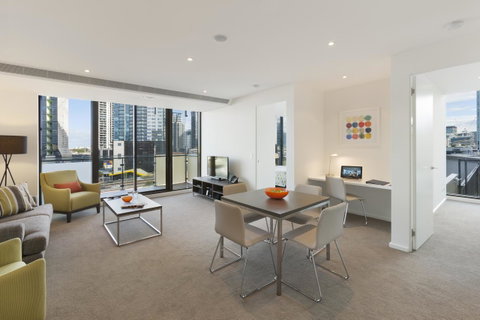 28 Nights Apartments - Palm Beach Accommodation 2