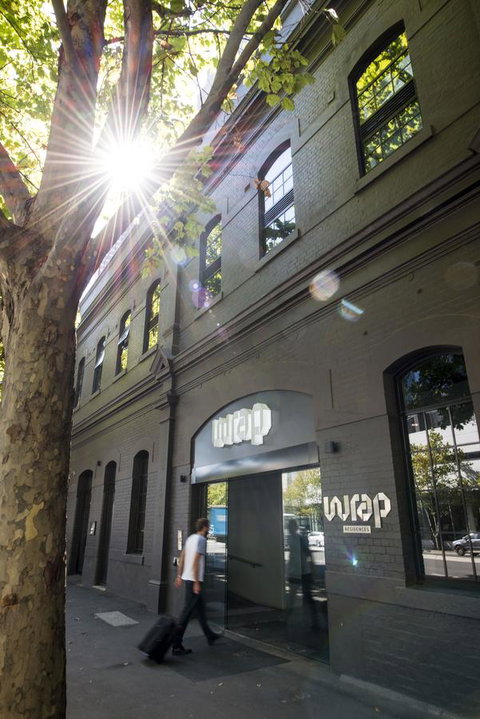 WRAP On Southbank - Palm Beach Accommodation 29