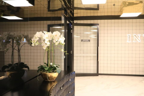 Crown Boutique S Collection - Palm Beach Accommodation 22