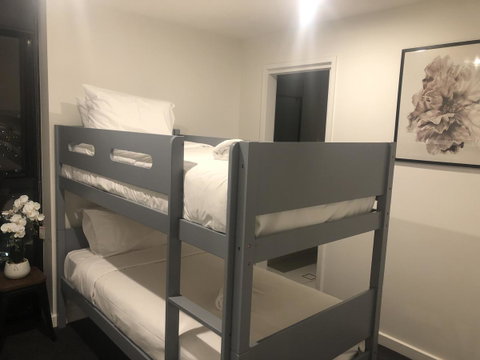 Crown Boutique S Collection - Palm Beach Accommodation 28