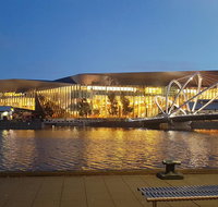 Signature Waterfront Apartments - Palm Beach Accommodation