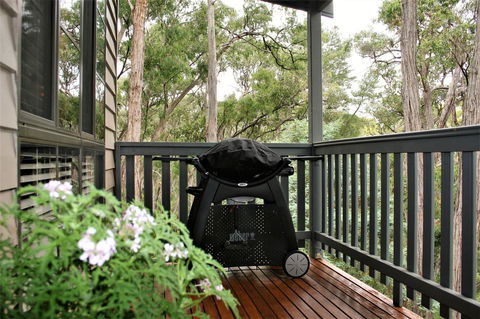 Tangenong Cottages - Palm Beach Accommodation 17