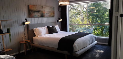 Tangenong Cottages - Palm Beach Accommodation 7