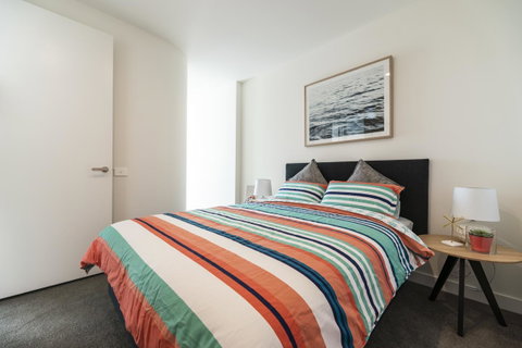 Ocean View/South-bank Premium Location 2 Bedroom Apartments - Palm Beach Accommodation 8