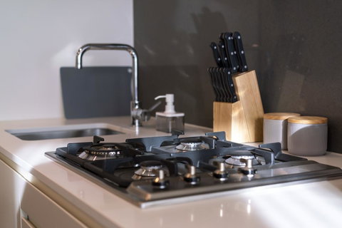 Ocean View/South-bank Premium Location 2 Bedroom Apartments - Palm Beach Accommodation 11