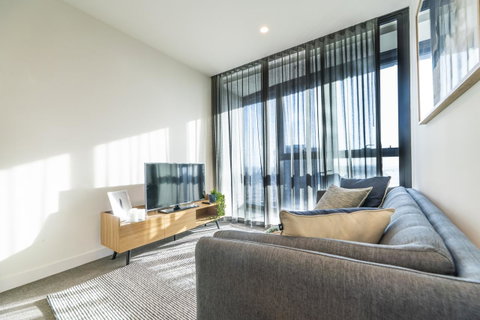 Ocean View/South-bank Premium Location 2 Bedroom Apartments - Palm Beach Accommodation 5