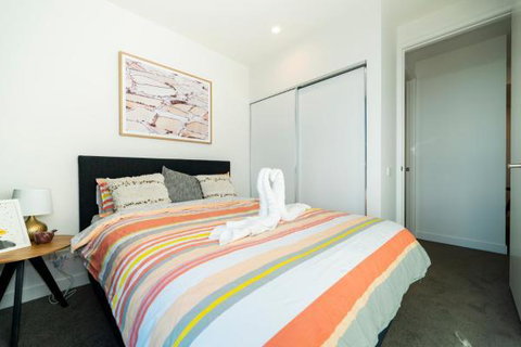 Ocean View/South-bank Premium Location 2 Bedroom Apartments - Palm Beach Accommodation 13