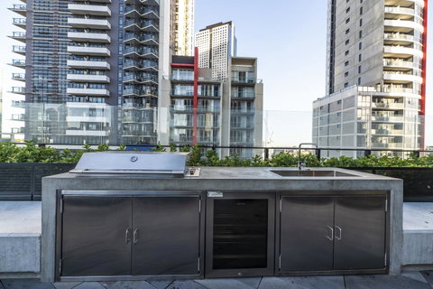 Ocean View/South-bank Premium Location 2 Bedroom Apartments - Palm Beach Accommodation 40