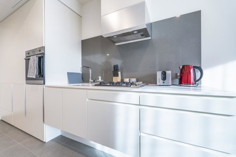 Ocean View/South-bank Premium Location 2 Bedroom Apartments - Palm Beach Accommodation 41