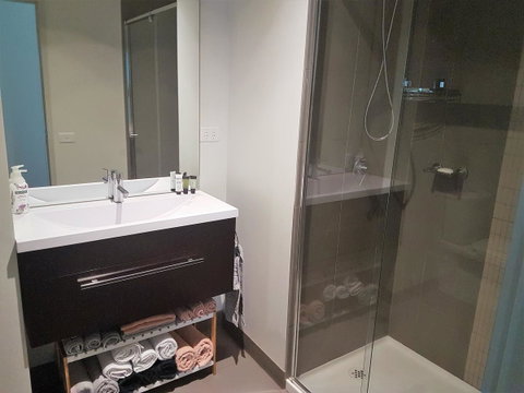Southbank Short Stay Apartment - Palm Beach Accommodation 8