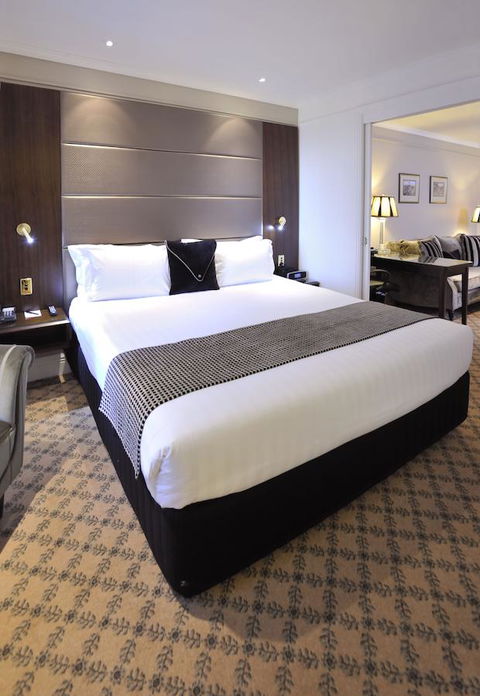 Stamford Plaza Melbourne - Palm Beach Accommodation 33