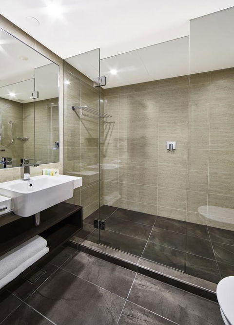 Stamford Plaza Melbourne - Palm Beach Accommodation 22