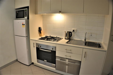 Royal Stays Apartments Melbourne- Southbank - Palm Beach Accommodation 11