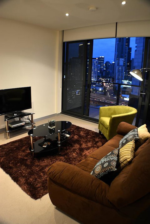 Royal Stays Apartments Melbourne- Southbank - Palm Beach Accommodation 20