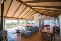 Book Peterborough Accommodation Vacations Palm Beach Accommodation Palm Beach Accommodation