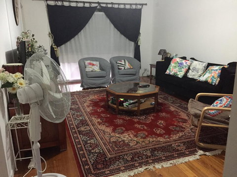 Doncaster Westfield Home Stay - Palm Beach Accommodation 28